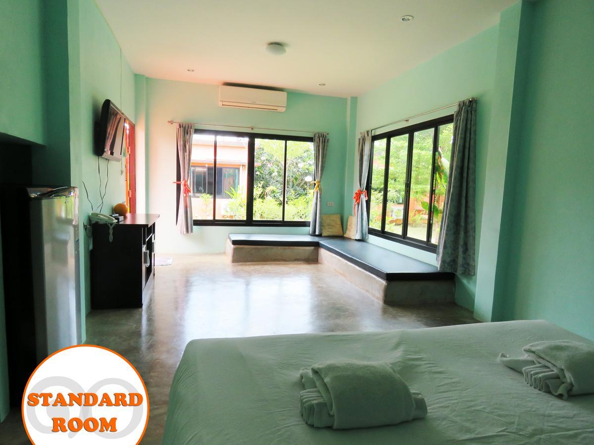 10 Billion Resort Samut Songkhram Esterno foto