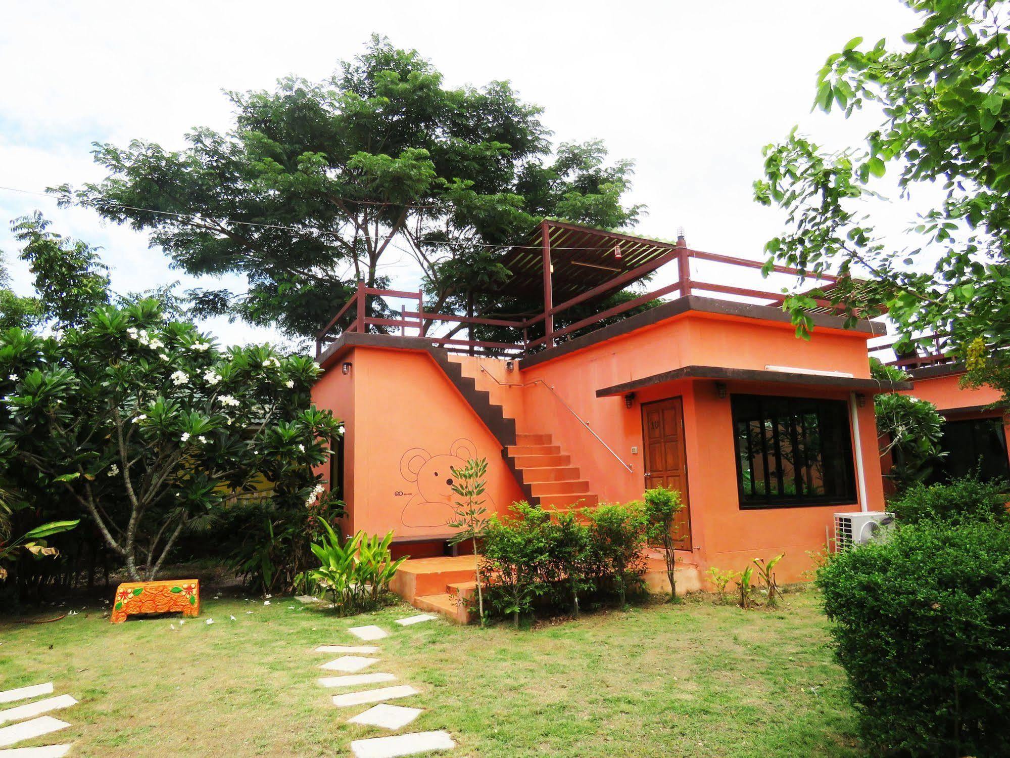 10 Billion Resort Samut Songkhram Esterno foto